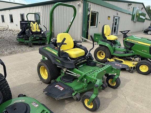 Image of John Deere Z925M Image 0