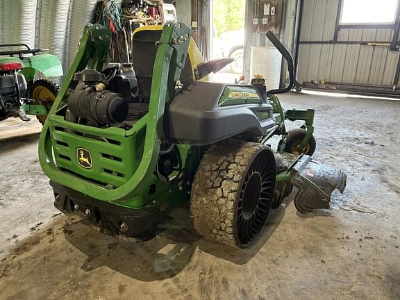 Image of John Deere Z925M equipment image 2