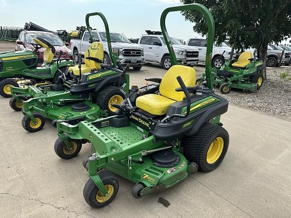 Image of John Deere Z925M Image 1