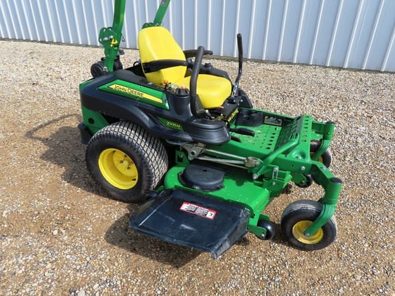 2013 John Deere Z925M Equipment Image0