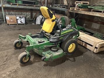 Main image John Deere Z925M
