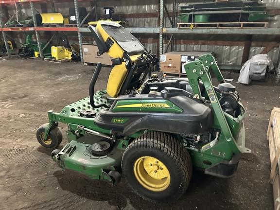 Image of John Deere Z925M equipment image 4