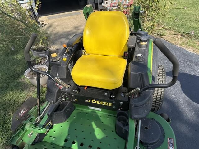 Image of John Deere Z930M equipment image 4