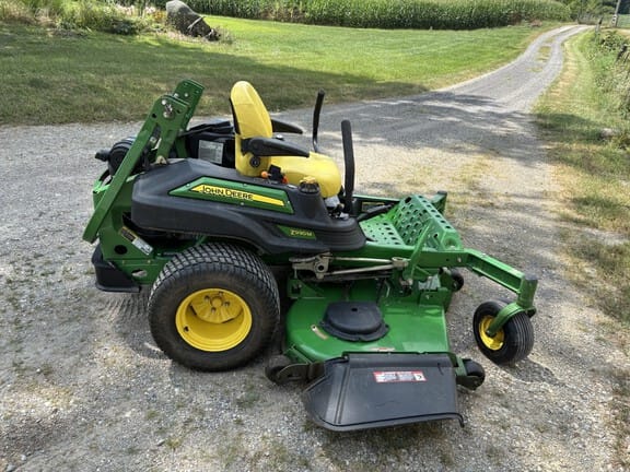 2013 John Deere Z930M Equipment Image0