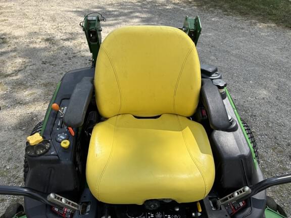 Image of John Deere Z930M equipment image 3