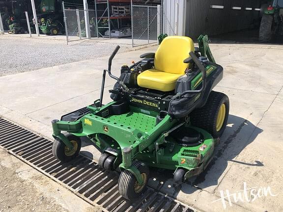 Image of John Deere Z930M equipment image 1