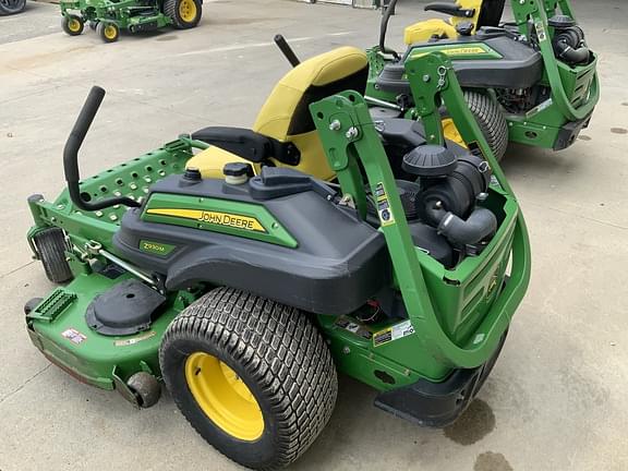 Image of John Deere Z930M equipment image 3