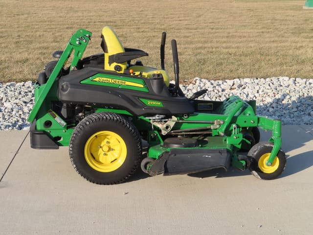 Image of John Deere Z930M equipment image 2