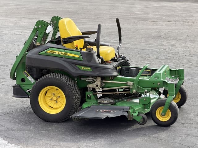 Image of John Deere Z930M equipment image 3