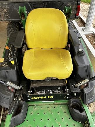 Image of John Deere Z930M equipment image 4