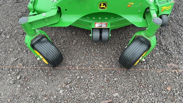 Image of John Deere Z930M equipment image 3