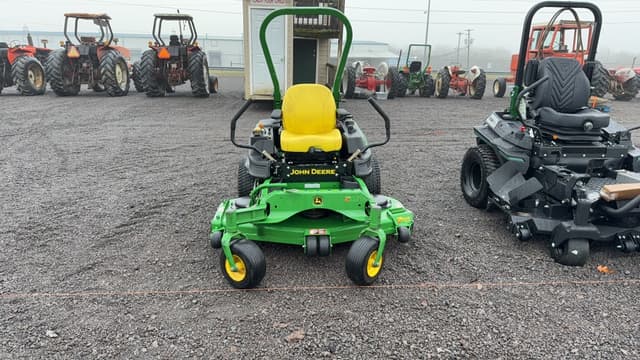 Image of John Deere Z930M equipment image 1