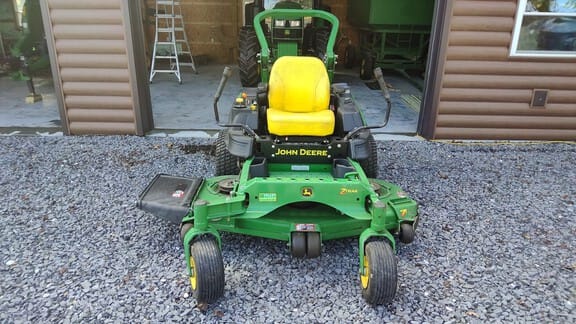 2013 John Deere Z930R Equipment Image0