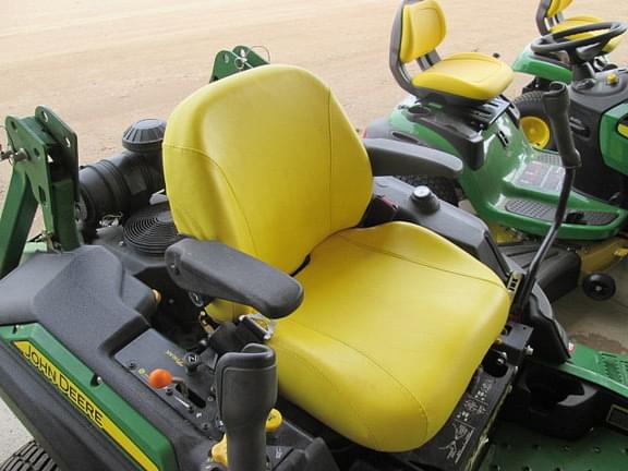 Image of John Deere Z930R equipment image 4