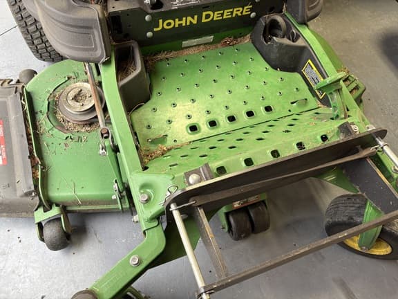 Image of John Deere Z950R equipment image 4