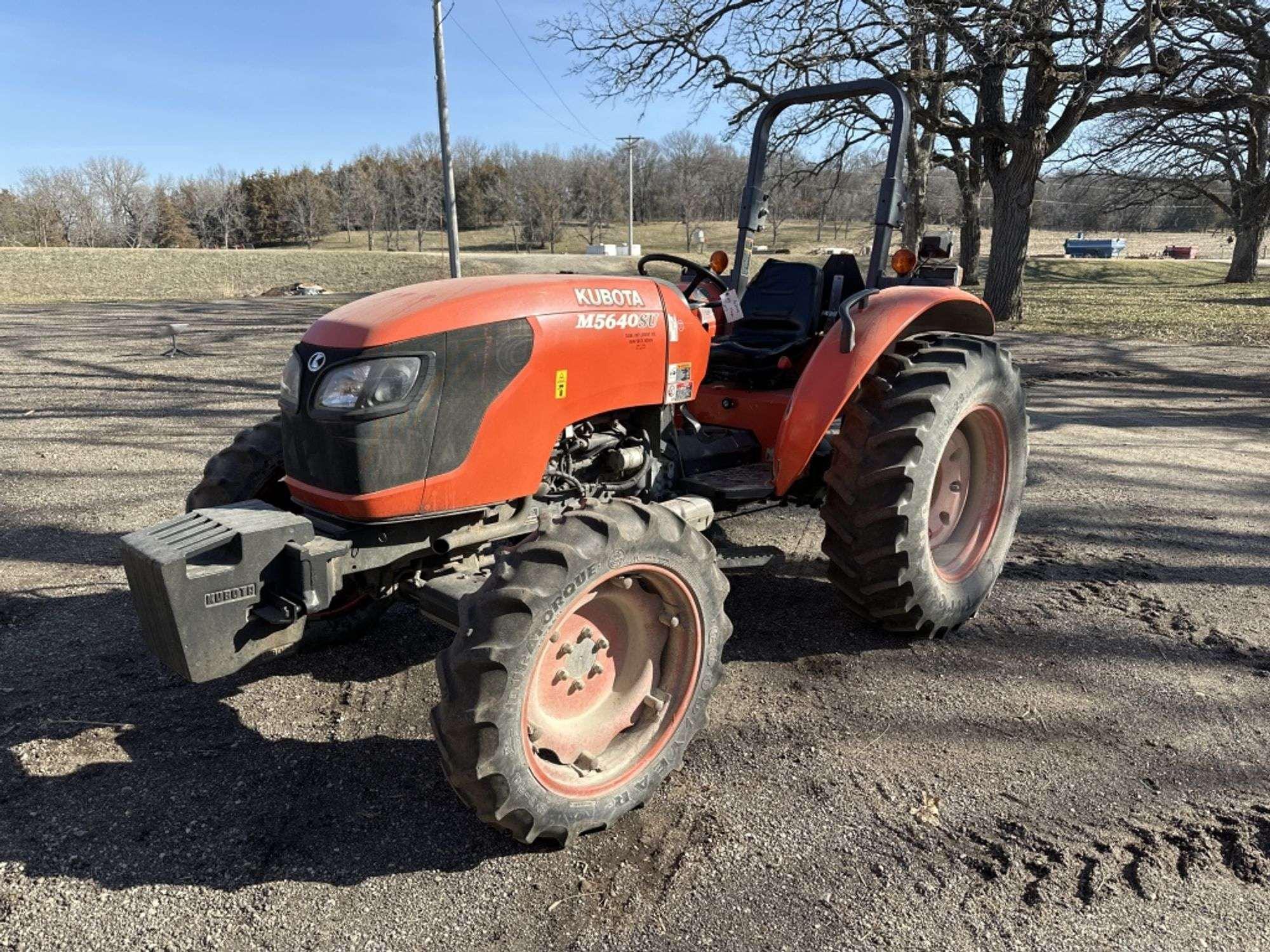 Main image Kubota M5640SU
