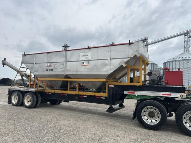 Image of KBH Fertilizer Chassis equipment image 1