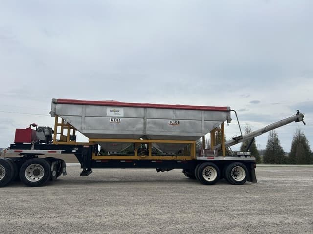 Image of KBH Fertilizer Chassis equipment image 2