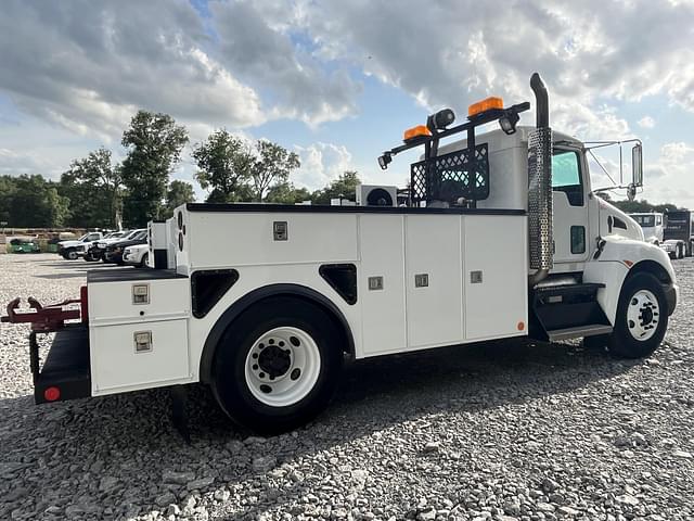 Image of Kenworth T300 equipment image 2