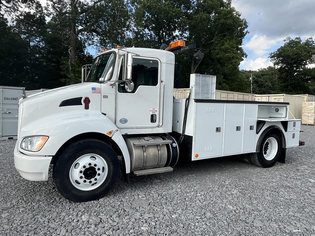 Image of Kenworth T300 Primary image