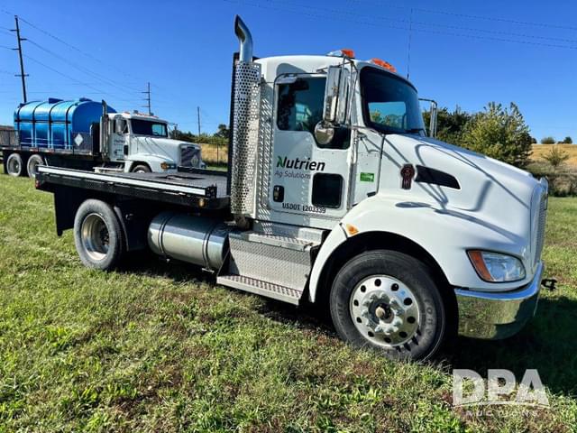 Image of Kenworth T370 equipment image 1
