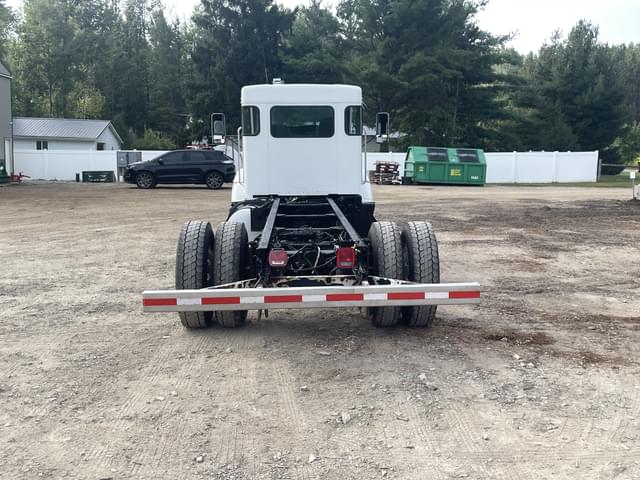 Image of Kenworth T370 equipment image 3