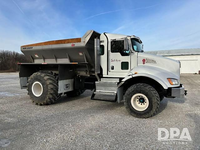 Image of Kenworth T440 equipment image 2