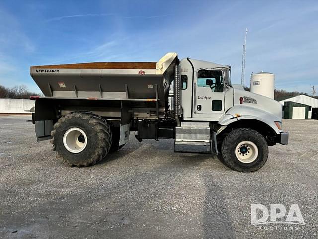 Image of Kenworth T440 equipment image 3