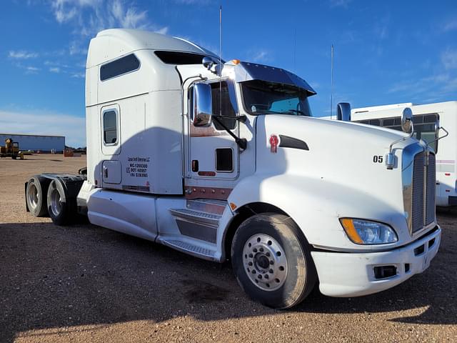 Image of Kenworth T6 equipment image 1