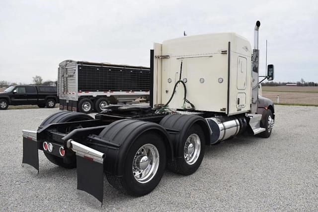 Image of Kenworth T660 equipment image 4