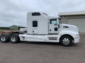 Main image Kenworth T660