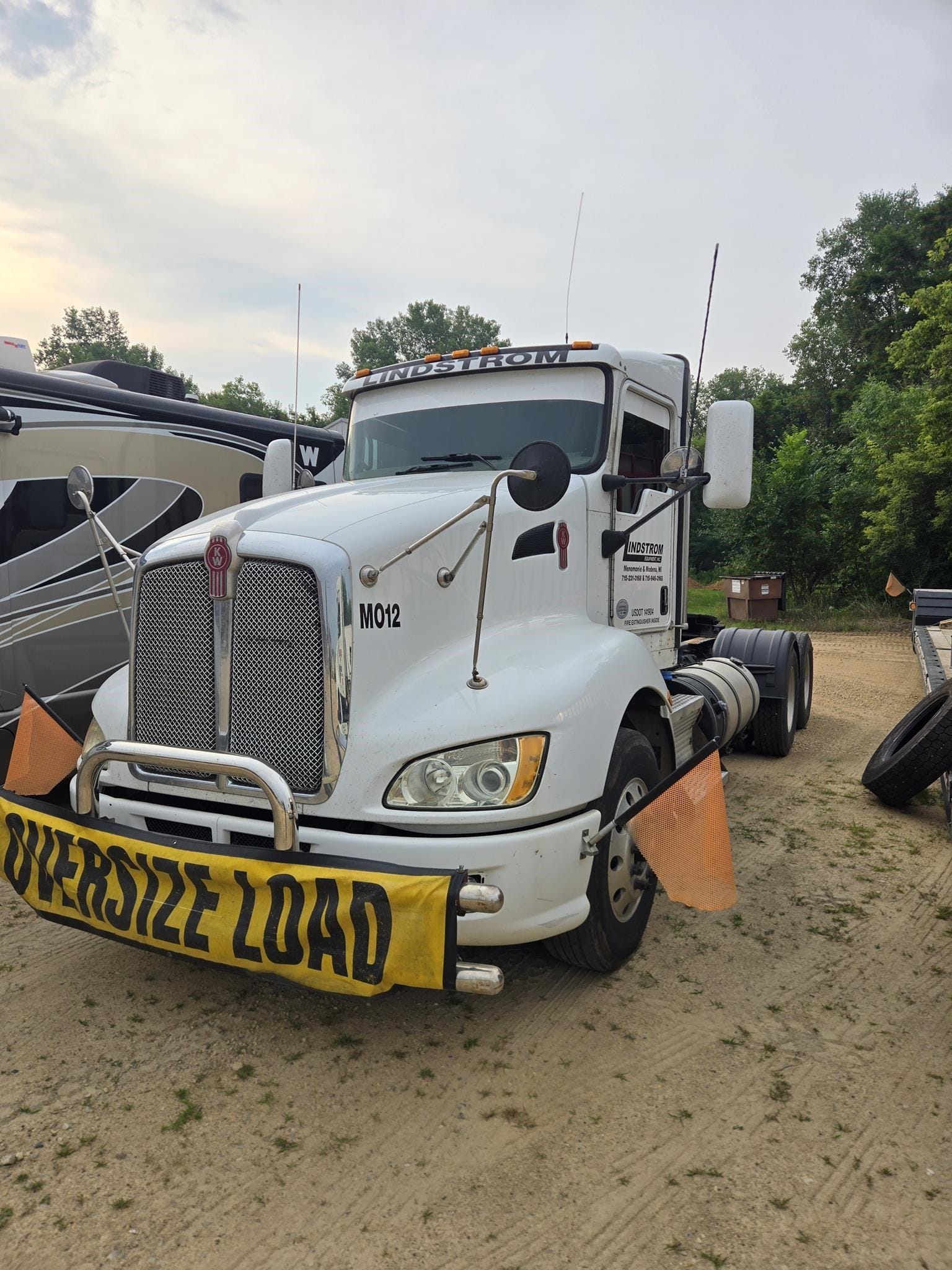 2013 Kenworth T660 Equipment Image0