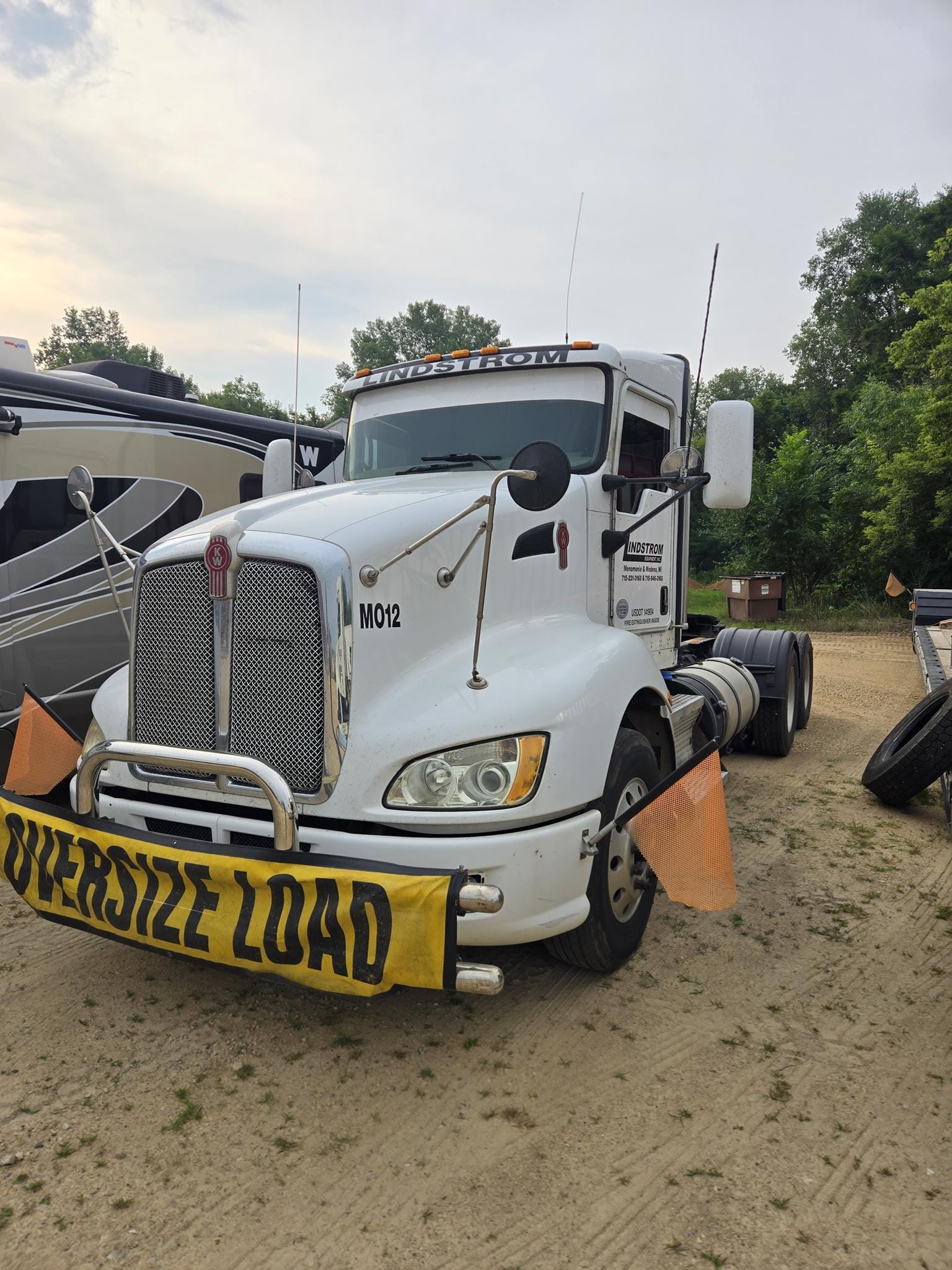 2013 Kenworth T660 Equipment Image0