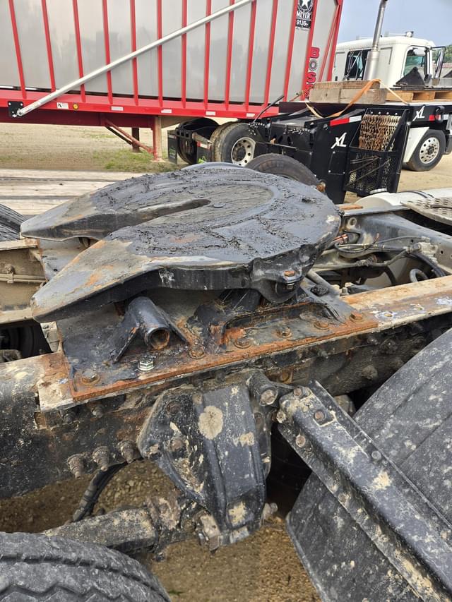 Image of Kenworth T660 equipment image 4