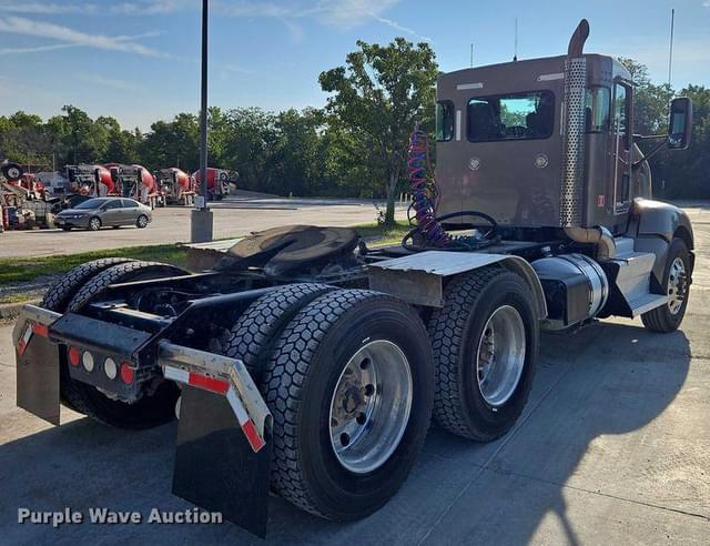 Image of Kenworth T660 equipment image 4
