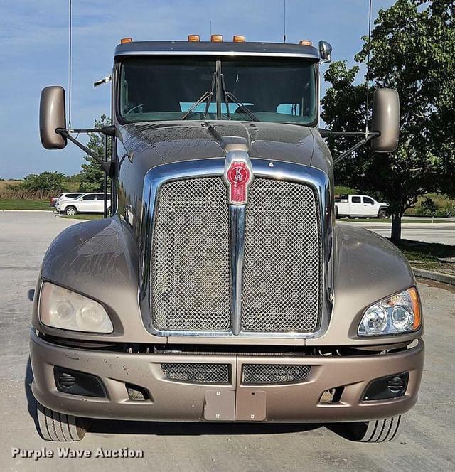 Image of Kenworth T660 equipment image 1