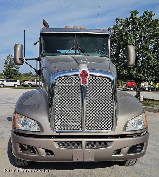 Image of Kenworth T660 equipment image 1