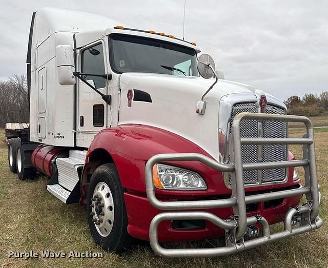 Image of Kenworth T660 equipment image 2