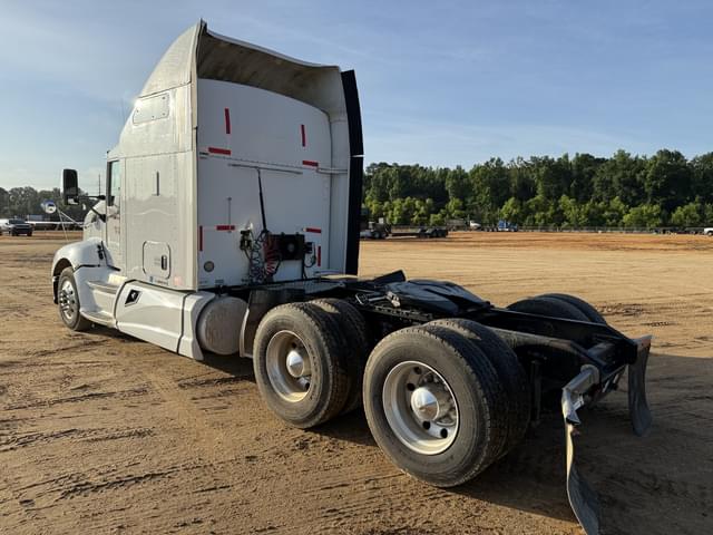 Image of Kenworth T660 equipment image 1