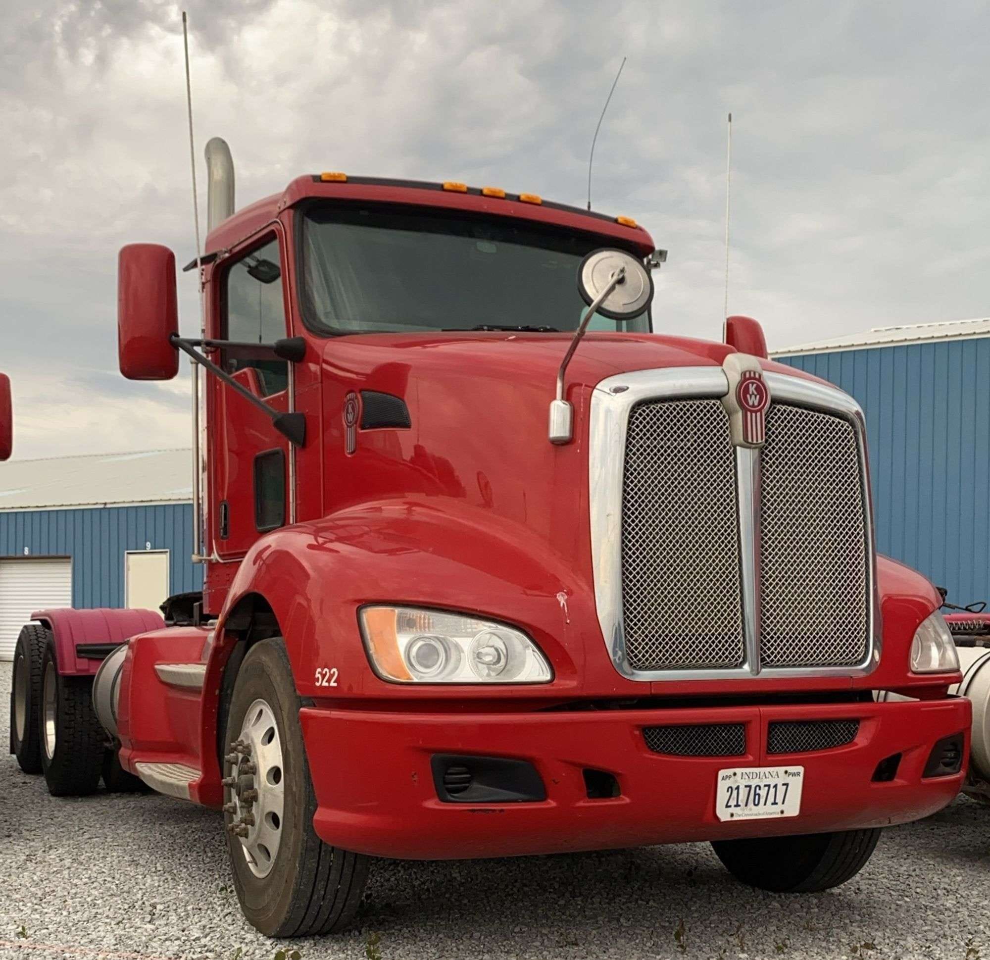 2013 Kenworth T660 Equipment Image0