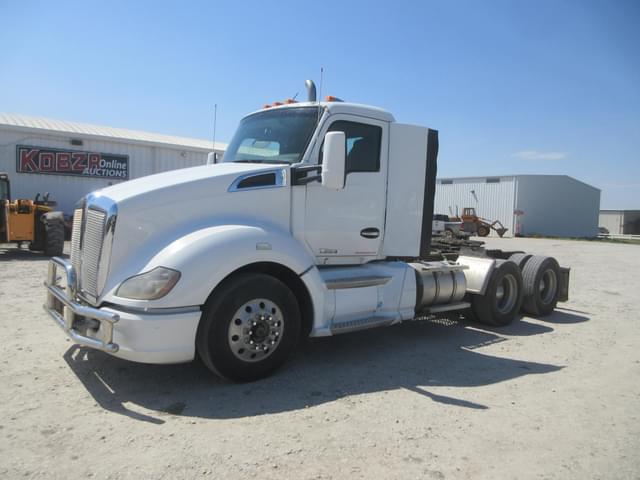Image of Kenworth T680 equipment image 2