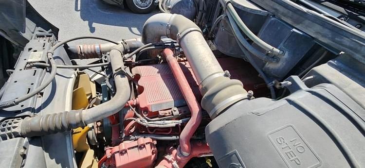 Main image Kenworth T700 16