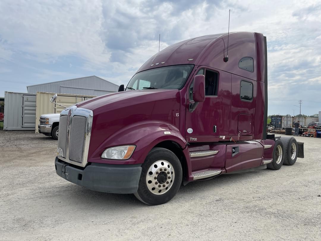 Image of Kenworth T700 Primary image
