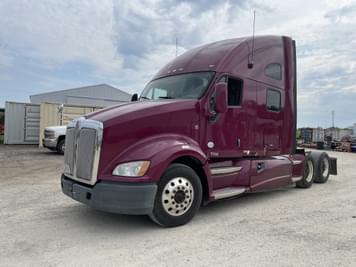 Main image Kenworth T700