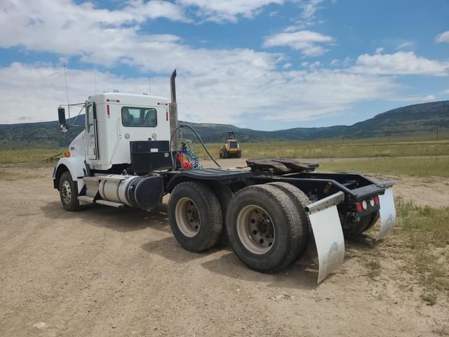 Image of Kenworth T80 equipment image 1
