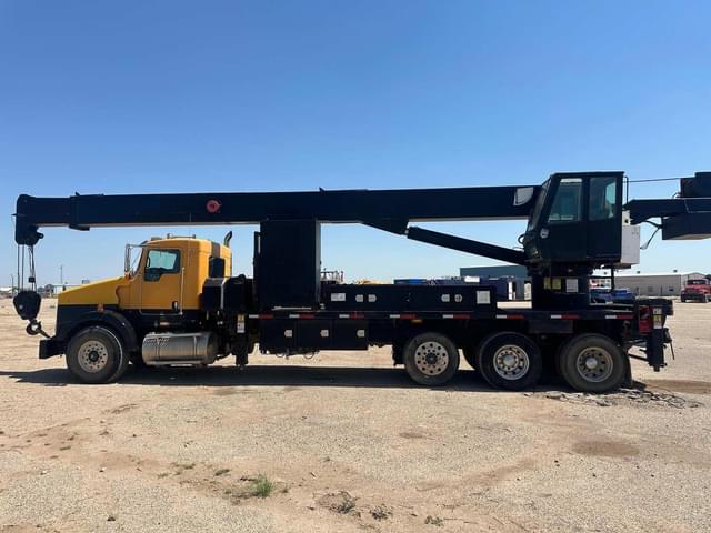 Image of Kenworth T800 equipment image 2