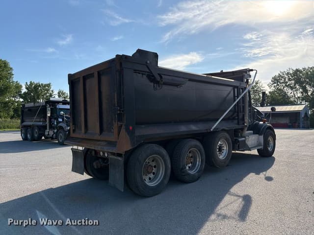 Image of Kenworth T800 equipment image 4