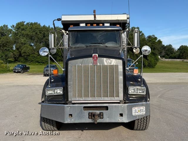Image of Kenworth T800 equipment image 1