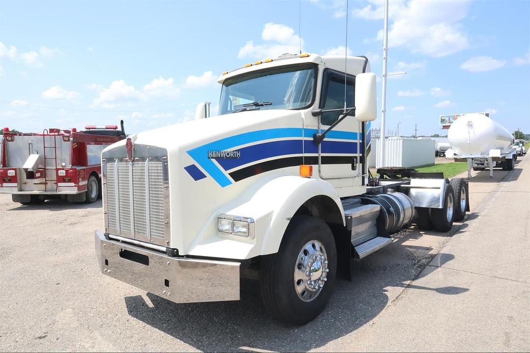 Image of Kenworth T800 Primary image