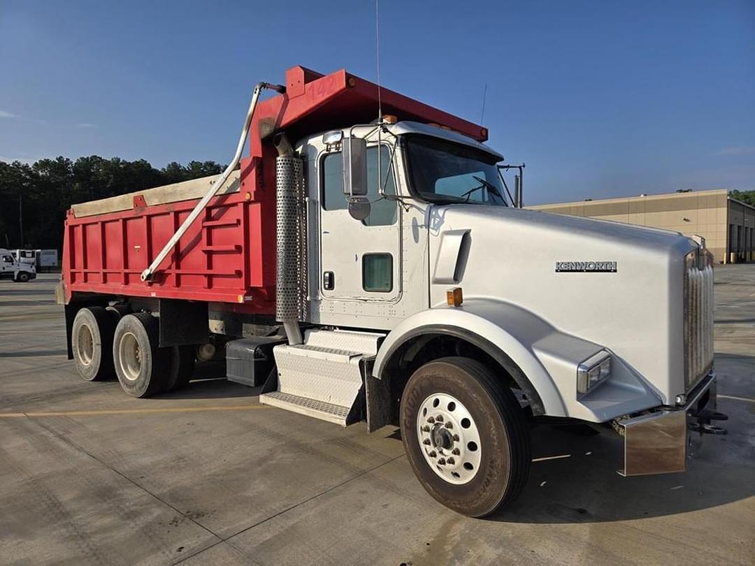 Image of Kenworth T800 Primary image
